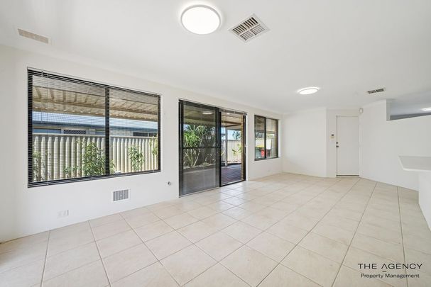 Freshly Updated Home Offering Comfort and Convenience in Orelia - Photo 1