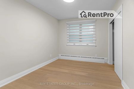 Detached Home For Lease | W9231450 - Photo 2