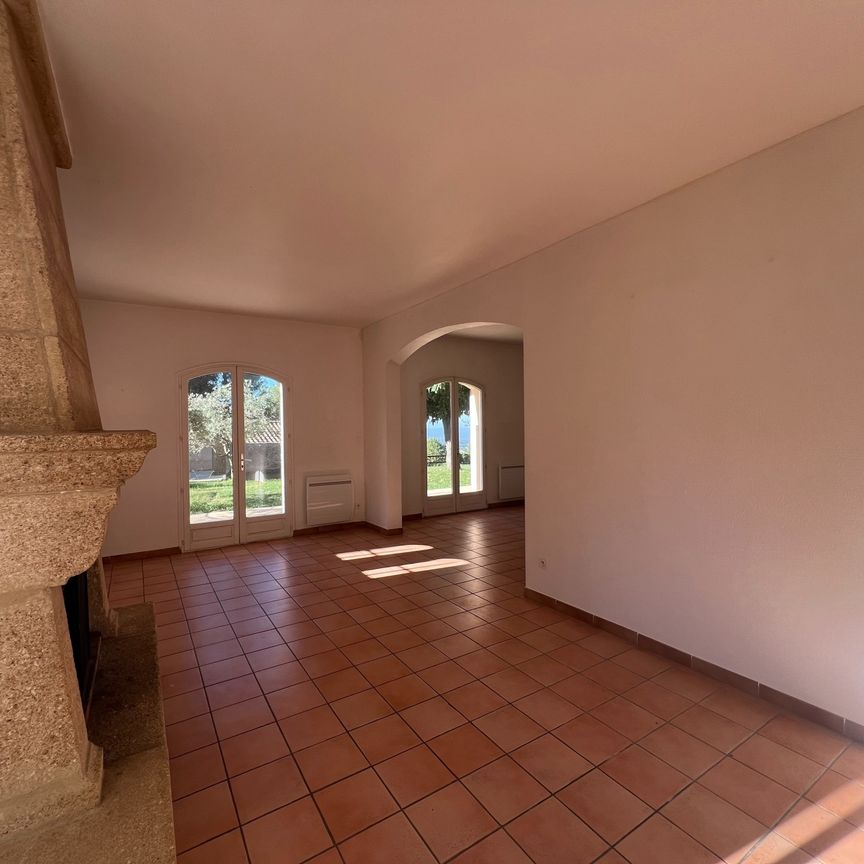 Location Maison 5 pièces 128m² AIX EN PROVENCE 90ème - Photo 1