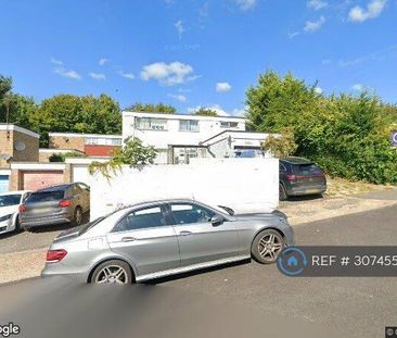 4 bedroom detached house to rent - Photo 1