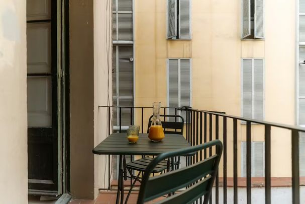 Carrer de Gombau, Barcelona, Catalonia 08003 - Photo 1