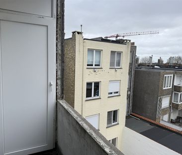 Ongemeubeld appartement met 2 slaapkamers in Westende-Bad - Photo 1