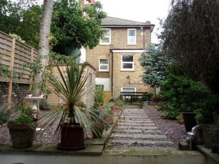 1 Bed Detached House, Goldhawk Road, W12 - Photo 5