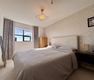 Fullbrook Drive, Basingstoke, Hampshire, RG21 - Photo 3