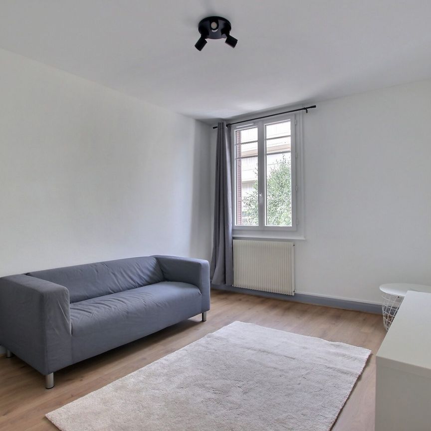 Location Appartement 2 pièces 43m² CHAMALIERES 63400 - Photo 1