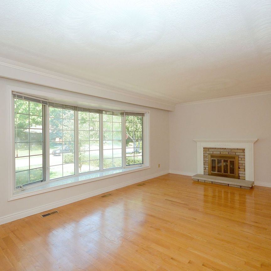 For Lease - 1144 Sarta Road Unit# Upper, Oakville, Ontario - Photo 1