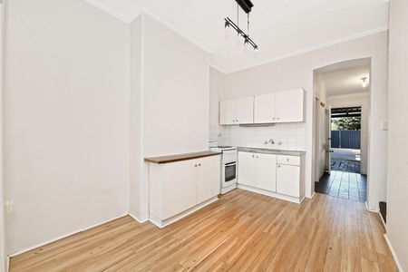 Home For Rent - Photo 5