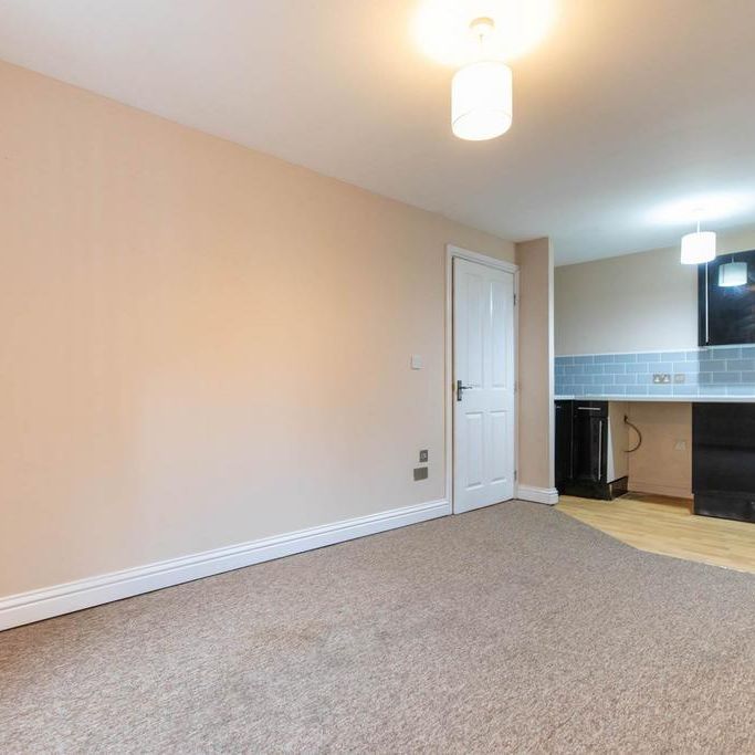 1 bedroom flat to rent - Photo 1