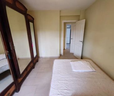 Apartamento en alquiler en Calle Castillo de Alcalá de Guadaira, 3 - Photo 5