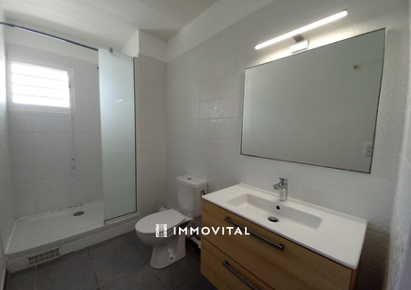 Location Appartement 2 pièces 41m² LE MOULE 97160 - Photo 4