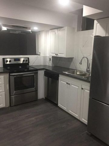 For Lease - 1236 Atkins Drive, Newmarket, Ontario - Photo 5