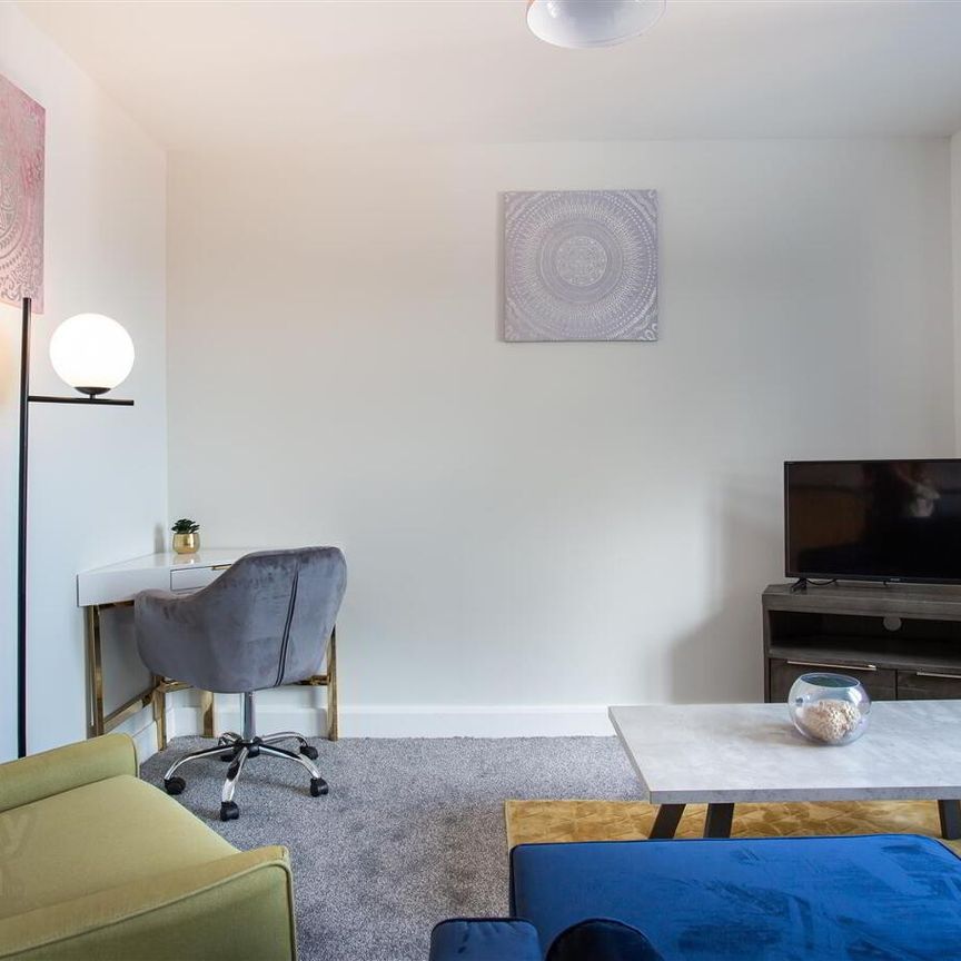 Apartment 610 College Court Central, 56 King Street, Belfast, BT1 6BZ - Photo 1