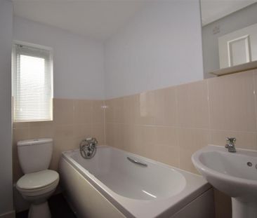 3 bedroom detached house to rent - Photo 6