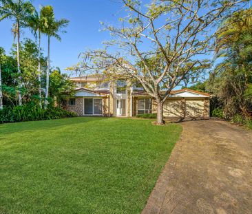 SPACIOUS FAMILY HOME - Photo 3