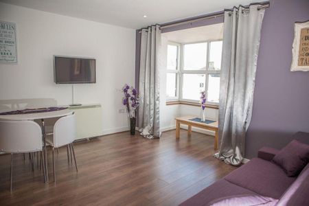 1 bedroom flat to rent - Photo 2