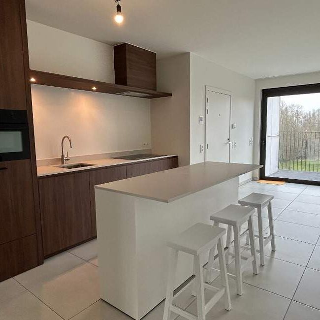 Appartement te huur in Oostrozebeke voor € 750 met 2 slaapkamers - Foto 1