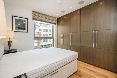 3 bedroom flat to rent - Photo 4