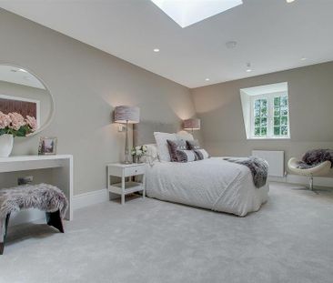 3 bedroom mews to rent - Photo 6