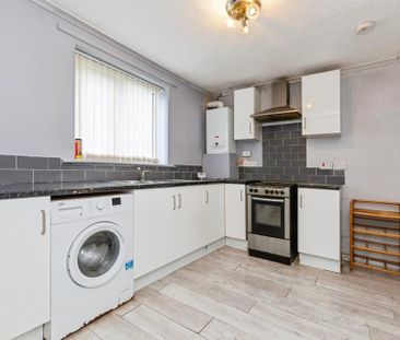 2 bedroom house to rent - Photo 1