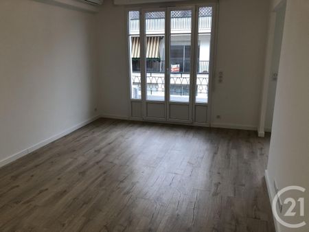 Location Appartement 2 pièces 35m² NICE 06000 - Photo 2