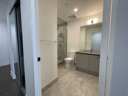 For Lease - 2489 Taunton Road Unit# 412, Oakville, Ontario - Photo 5