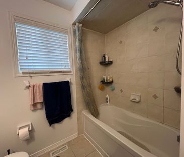 For Lease - 44 Lewis Honey Drive Unit# #Upper, Aurora, Ontario - Photo 1