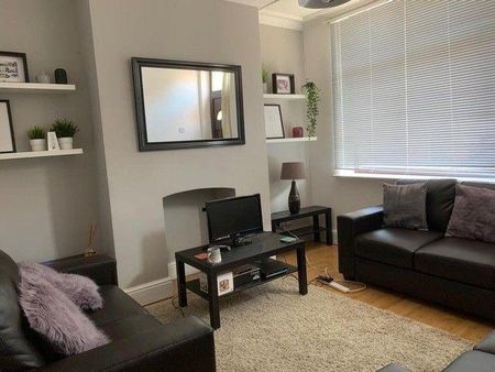 3 bedroom house share to rent - Photo 4