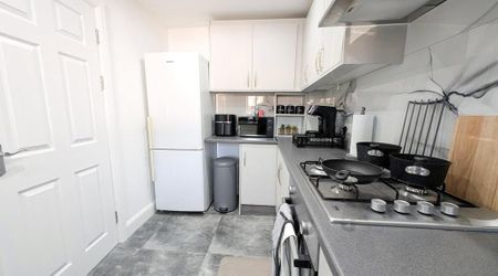 2 bedroom detached house to rent - Photo 5
