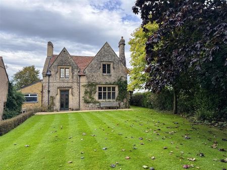 3 bedroom detached house to rent - Photo 3
