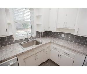 2 Bed 1 Bath Top Floor House Parkdale Edmonton - Photo 5