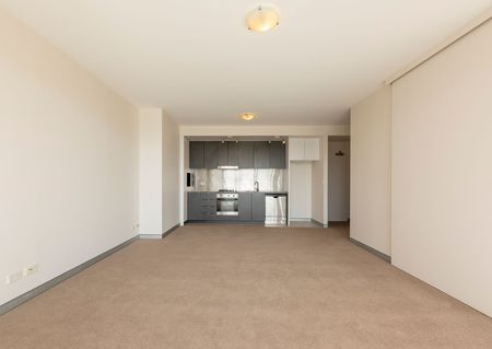 Stunning One Bedroom in Rosebery - Photo 3