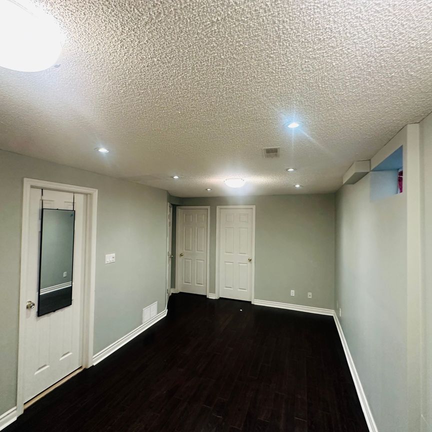 For Lease - 776 Mccue Drive, Oshawa, Ontario - Photo 1