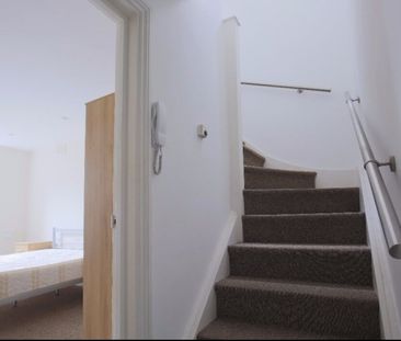 Evangelist Road, London - Photo 2