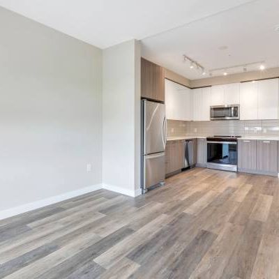 2 Bed + 2 Bath + Den available @ River District! - Photo 1