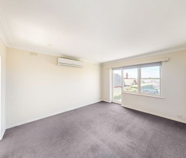 6/5 Kalimna Street, Essendon - Photo 6