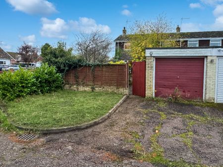 Carol Avenue, Martlesham, Woodbridge - Photo 3