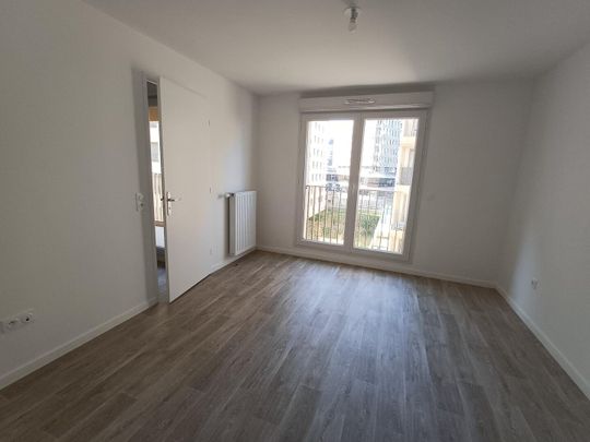 location Appartement T4 DE 80.9m² À BOBIGNY - Photo 1