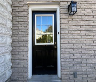 For Lease - 220 Foster Avenue Unit# B, Belleville, Ontario - Photo 6