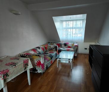 1 Bed Flat, Southbridge Road, CR0 - Photo 2