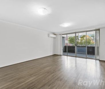 2/242 South Terrace, Bankstown NSW 2200 - Photo 3