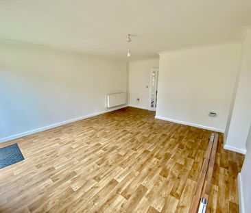 Meadow Way, Norwich - Photo 4
