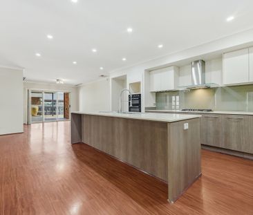 Spacious Family Living with Alfresco Appeal - Photo 2