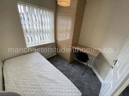 Ladybarn Lane, Manchester, M14 6RW - Photo 3