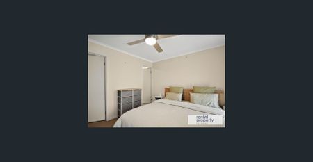 STUNNING HOME IN QUIET STREET - Photo 2