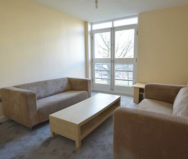 2 Bedroom Flat - Photo 1