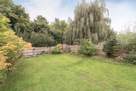 5 bedroom semi-detached house to rent - Photo 5