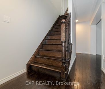 Townhouse For Lease | W8053254 - Photo 6