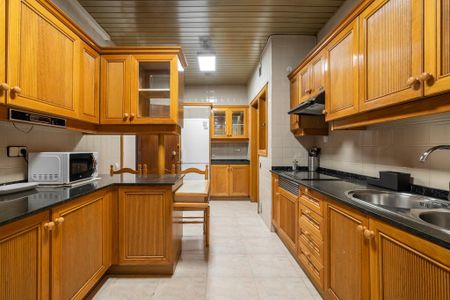 Carrer de Bailèn, Barcelona, Catalonia 08037 - Photo 2