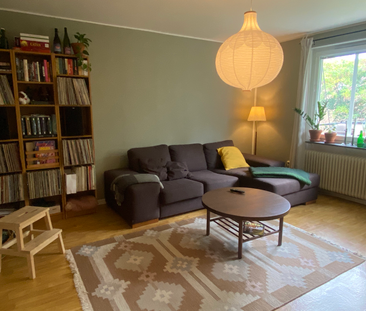 Gullmarsvägen, Årsta - Photo 2