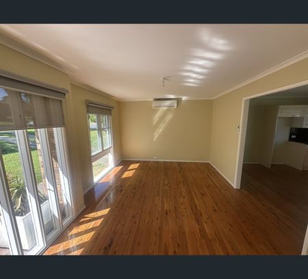 17 Dickens Road, Ambarvale, NSW 2560 - Photo 2